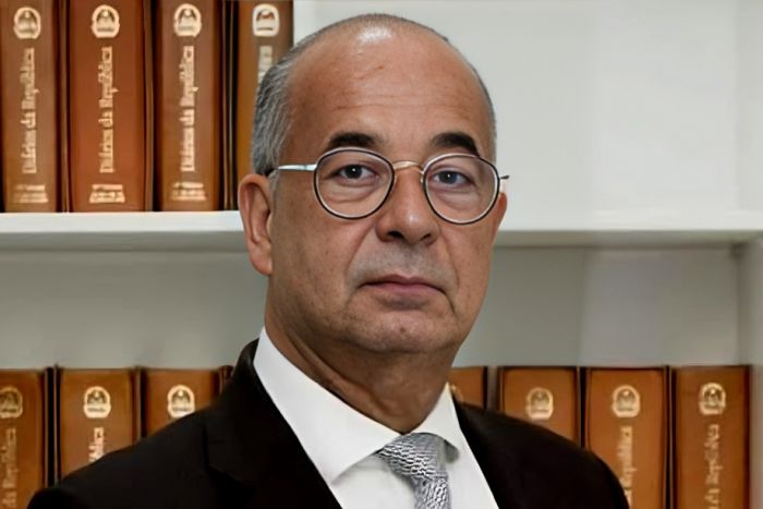 Tribunal Constitucional aprova pedido de renúncia do juiz conselheiro Raul Carlos Araújo