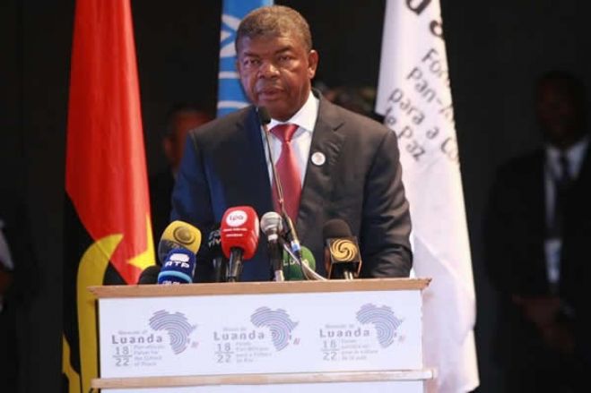 João Lourenço considera Bienal uma oportunidade para captar recursos para a paz