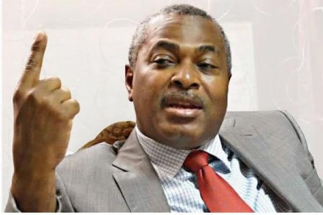 "O mundo mudou, mas a UNITA permaneceu como um gueto étnico"- Chivukuvuku