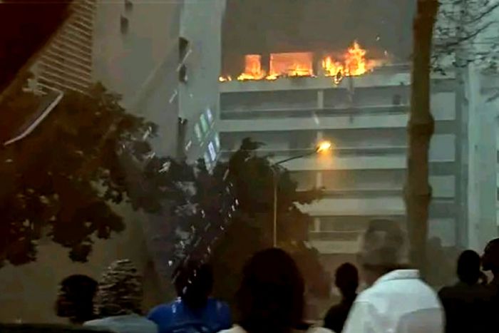 Incêndio no Condómino Rosalinda mata casal e fere quatro