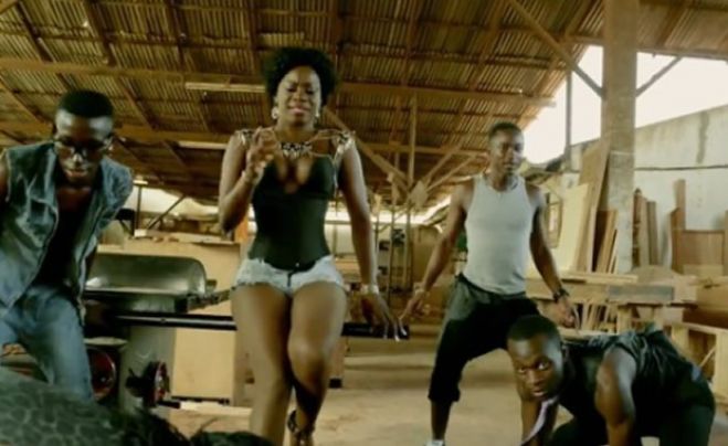 Titica lança novo videoclip «Procura o Brinco»