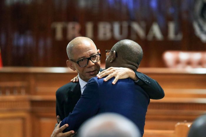 Adiamento do julgamento de generais angolanos permite "processo mais justo"