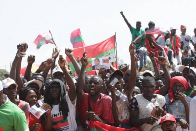 Samakuva revela que UNITA chegou a gastar cerca de 500 mil dólares para garantir manifestantes nas ruas