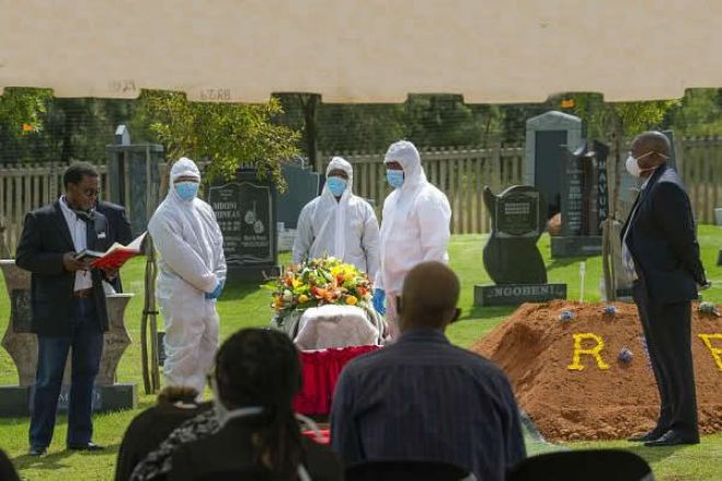 Covid-19: Pandemia em África matou 1.055 pessoas e infetou 21.096