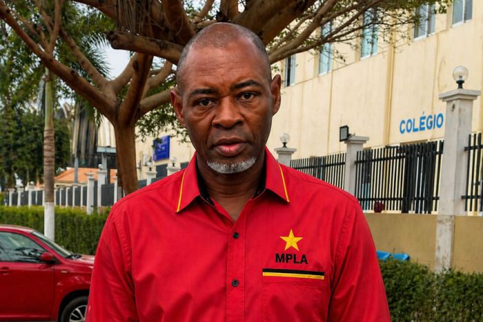 José de Almeida formaliza candidatura e apela a uma maior abertura no processo interno