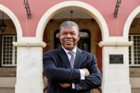 Angolanos lançam petição para destituir o PR João Lourenço por liderar governo "autoritário"