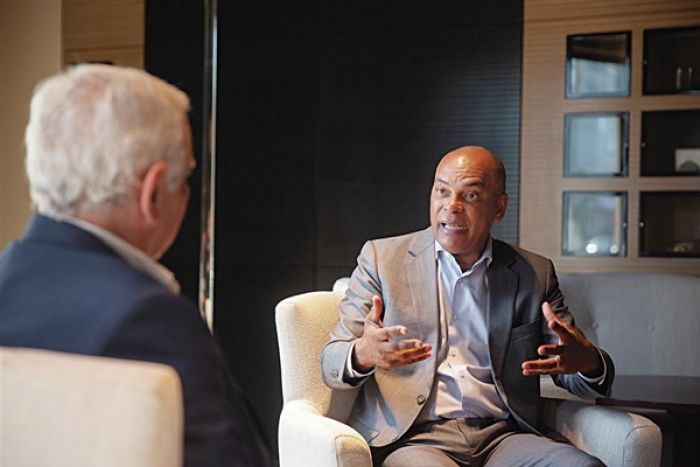 João Lourenço não tem cultura democrática e exige a sua saída - Líder da UNITA