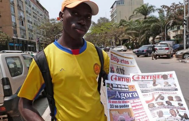 "Interferências políticas na imprensa atrasam consolidação da democracia em Angola" analistas