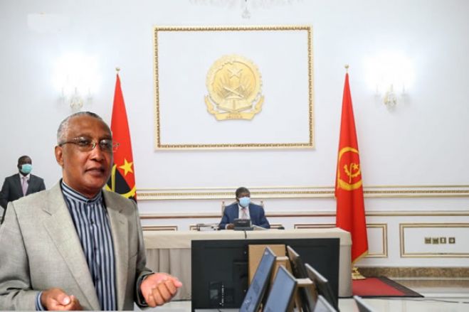 Estardalhaço afinal é revisão constitucional