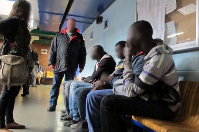 Alemanha suspende acolhimento de requerentes de asilo vindos de Itália