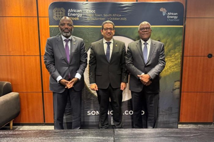 Afreximbank abre linha de crédito de 1,75 mil milhões de dólares para a Sonangol