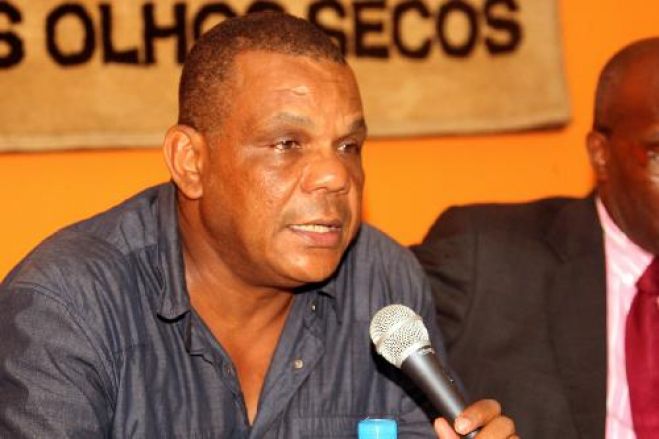 "Igualdade dos angolanos requer informação plural", defende SJA