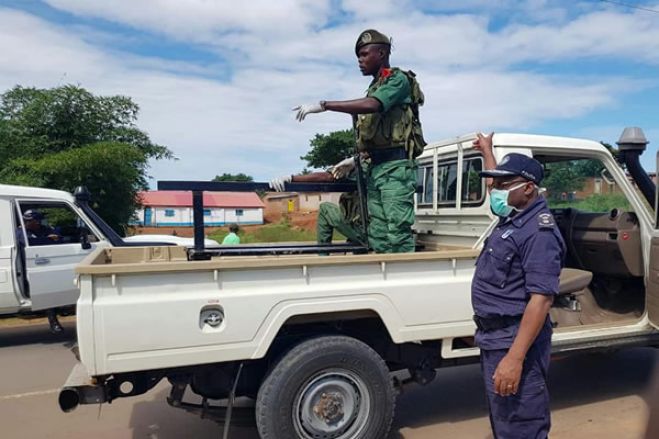 Um mês de estado de emergência em Angola com quase 6 mil detidos e menos crimes violentos