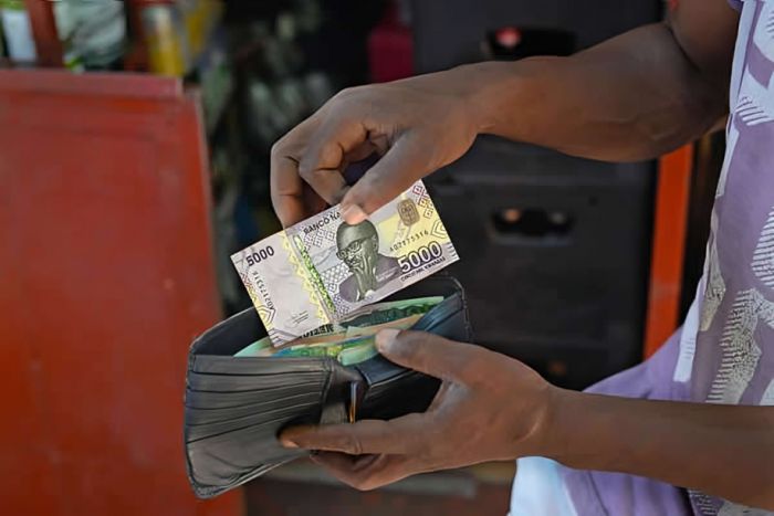 OGE/2026 valoriza trabalhadores com aumento salarial de 10% na função pública