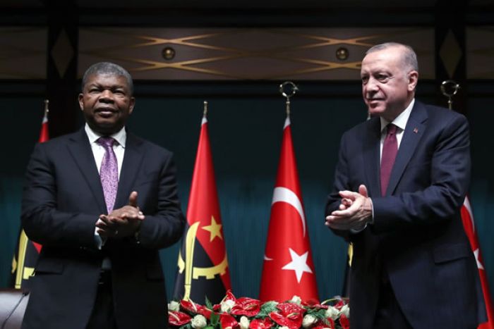 João Lourenço propõe "cooperação estratégica" com Turquia e pede mais investimento