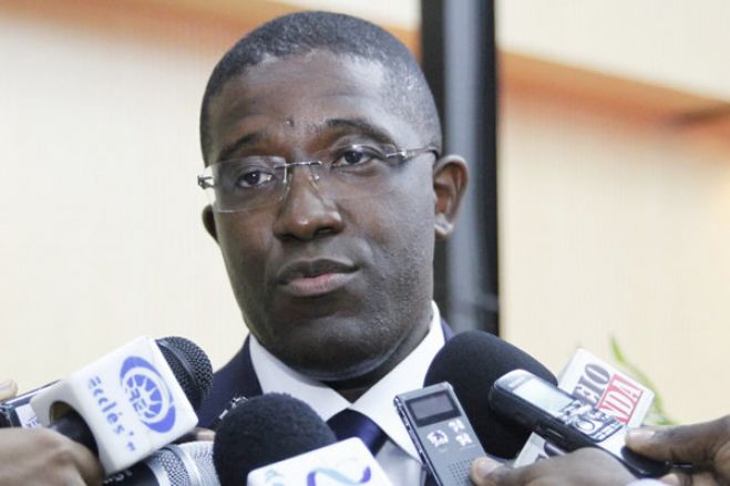 Programa para financiar setor produtivo em Angola com adesão de "apenas 5%"