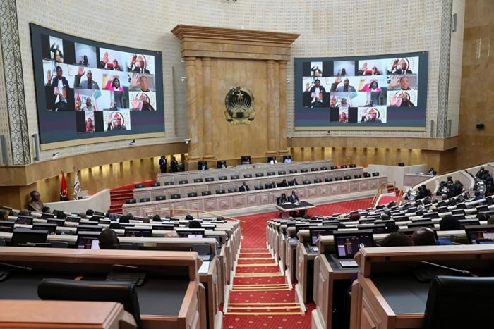 Bancada da UNITA leva ao Parlamento denúncias sobre a Casa Militar e concursos da CNE
