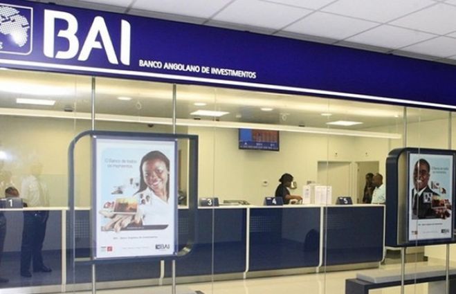 Sistema bancário angolano dependente do sector petrolífero
