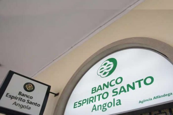 Cinco ex-administradores do BES e do BES Angola acusados por burla e branqueamento de capitais