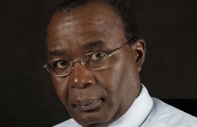 "Resgate" do FMI irá, "por certo, agravar" crise económica em Angola - Marcolino Moco