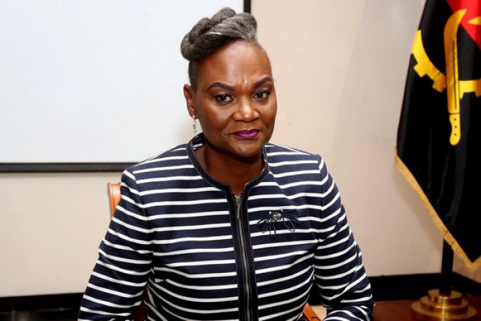 Sindicato acusa bastonária dos médicos angolanos de estar “ilegalmente” no cargo há quase um ano