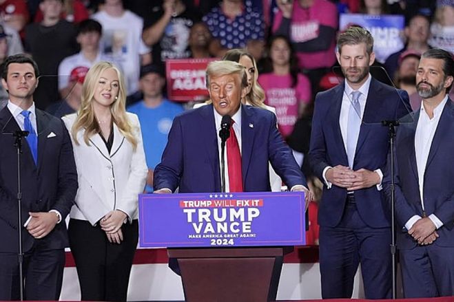 Donald Trump é eleito presidente dos EUA em retorno surpreendente