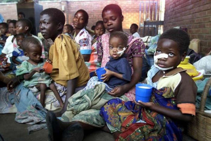 Ministro diz que tem população em situação difícil mas “não passa fome"