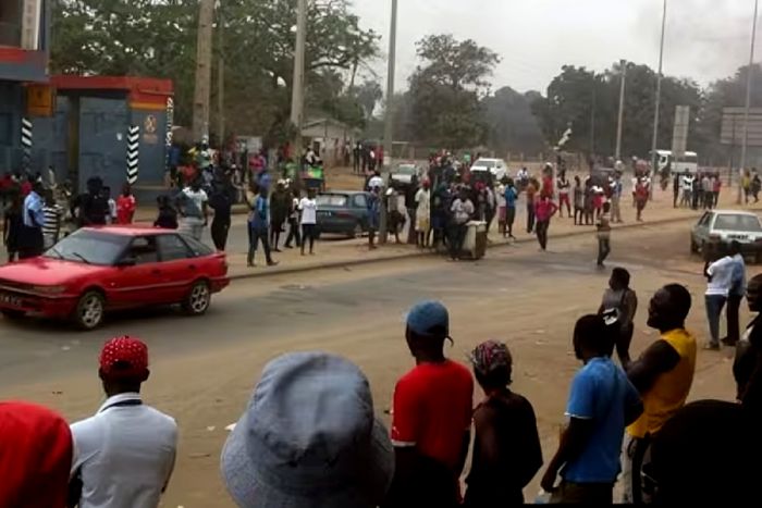 Líder de cooperativa de táxis angolana condena vandalismo na paralisação da atividade