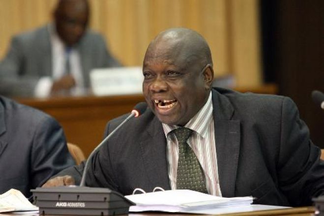 Makuta Nkondo diz que não vai ao tribunal se for notificado no caso dos activistas