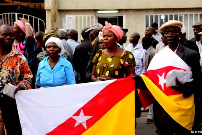 Reunião do Bureau Político da FNLA interrompida por desentendimento