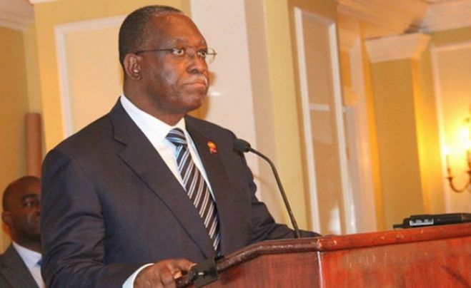 Angola quer maior presença americana na sua economia - Manuel Vicente