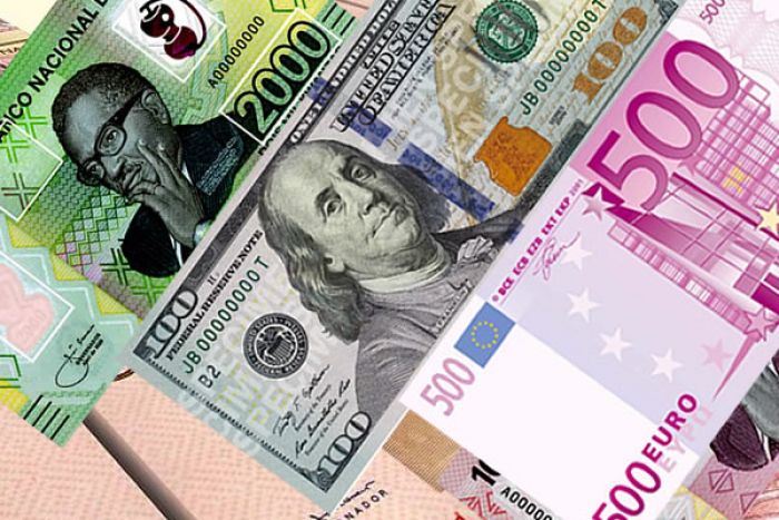 Bancos comerciais angolanos sem obrigatoriedade de manter controlo cambial independente - BNA