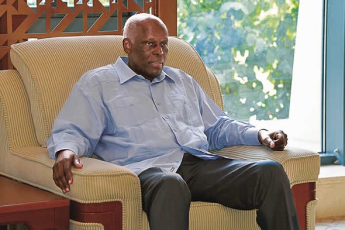 Médicos espanhóis afirmam que estado de saúde de Eduardo dos Santos evolui “de forma satisfatória"