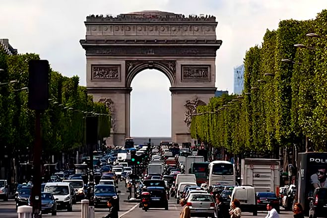 Embaixada de Angola em França alerta para campanha fraudulenta de cobranças