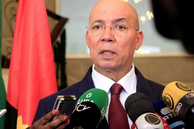 Ministro da Justiça e Direitos Humanos angolano encoraja colegas atingidos pela Covid-19