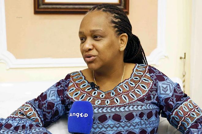 João Lourenço nomeia três mulheres para liderar governos provinciais