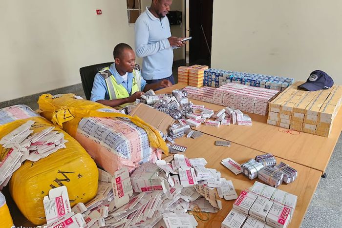 Medicamentos falsificados entre os produtos mais contrafeitos em Angola.