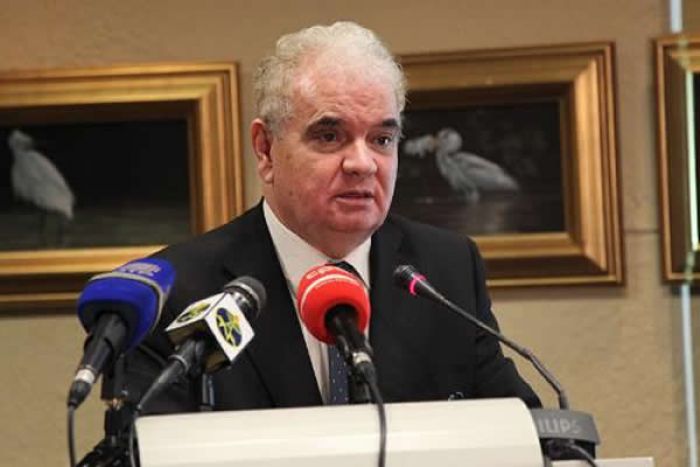 Angola em “recessão social” apesar de melhorias da economia - economista