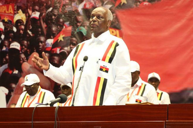 Dos Santos aconselhado abanonar a liderança do mpla até Fevereiro de 2018