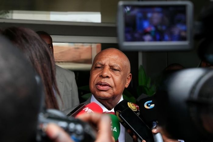 Higino Carneiro preocupado com imagem do MPLA em Angola pede que se evitem confrontos