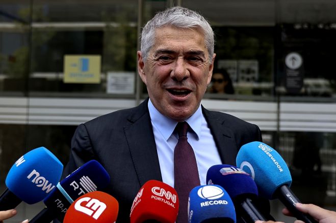 Operação Marquês: Sócrates admite que se reuniu com Manuel Vicente para falar do grupo Lena