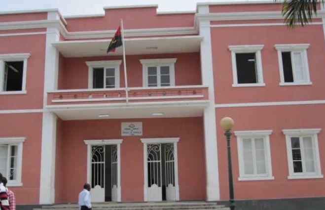 Benguela: Julgamentos caricatos – sem pernas para andarem