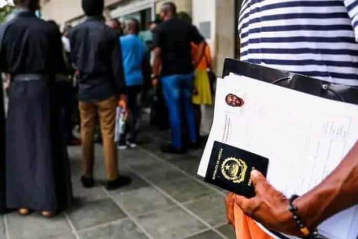 Portugal admite mudança da lei se entrada de cidadãos lusófonos for excessiva