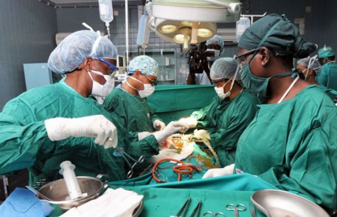 Polícia nacional detém falso médico-cirurgião em Mbanza Congo