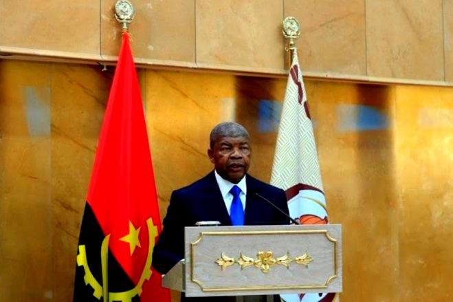 João Lourenço pede à Suíça que cumpra decisão judicial e devolva dinheiro de Angola