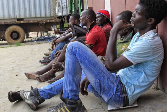 Angola deverá enfrentar nova recessão em 2019, diz analista