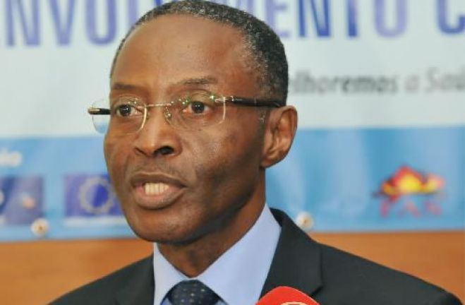 Governo quer limitar Saúde e Educação aos cidadãos que não actualizem a morada