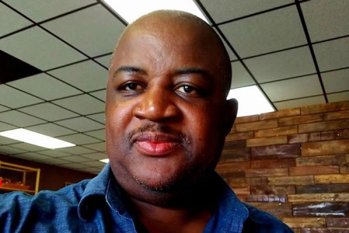 O foco da UNITA vai ter que ser convencer os eleitores - Sousa Jamba