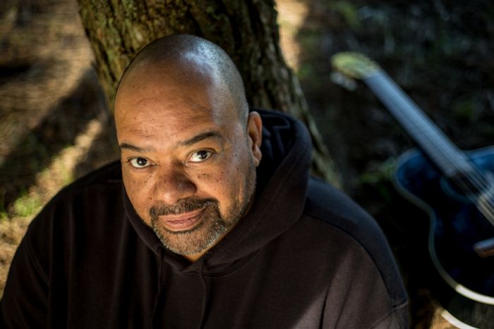 Paulo Flores diz que “há sempre motivos” para comemorar independência de Angola