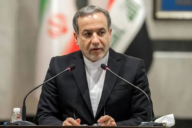 MNE iraniano diz que Rússia e China estão a apoiar Teerão politicamente e de outras formas"